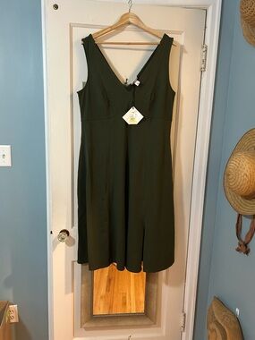 Ava & Viv Olive Green V-Neck A-Line Midi Dress
